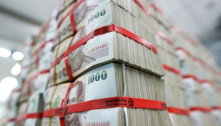 accept Thai baht