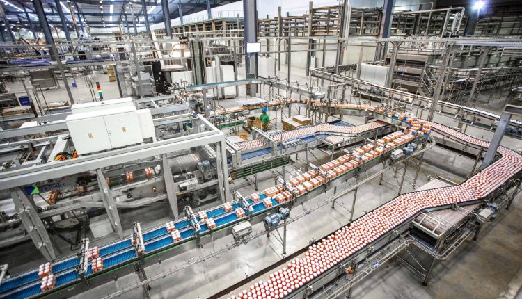 Sidel is Celebrating the Sale of its 1000th EvoBLOW. The Iconic Blow-Moulder Will be Installed as Part of a High-Speed PET Water Line at StrongPack in Nigeria in Early 2023.