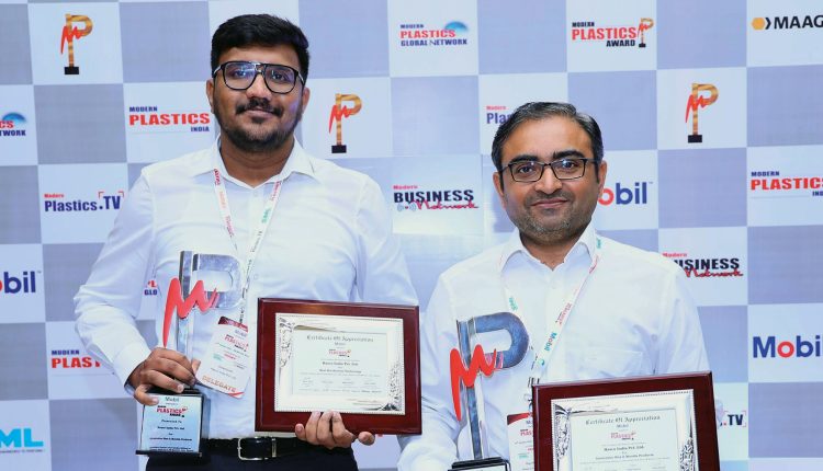 Rajnikant Patel, GM - INDIA (Right) & Sreeshanth, TSE -Mumbai (Left)